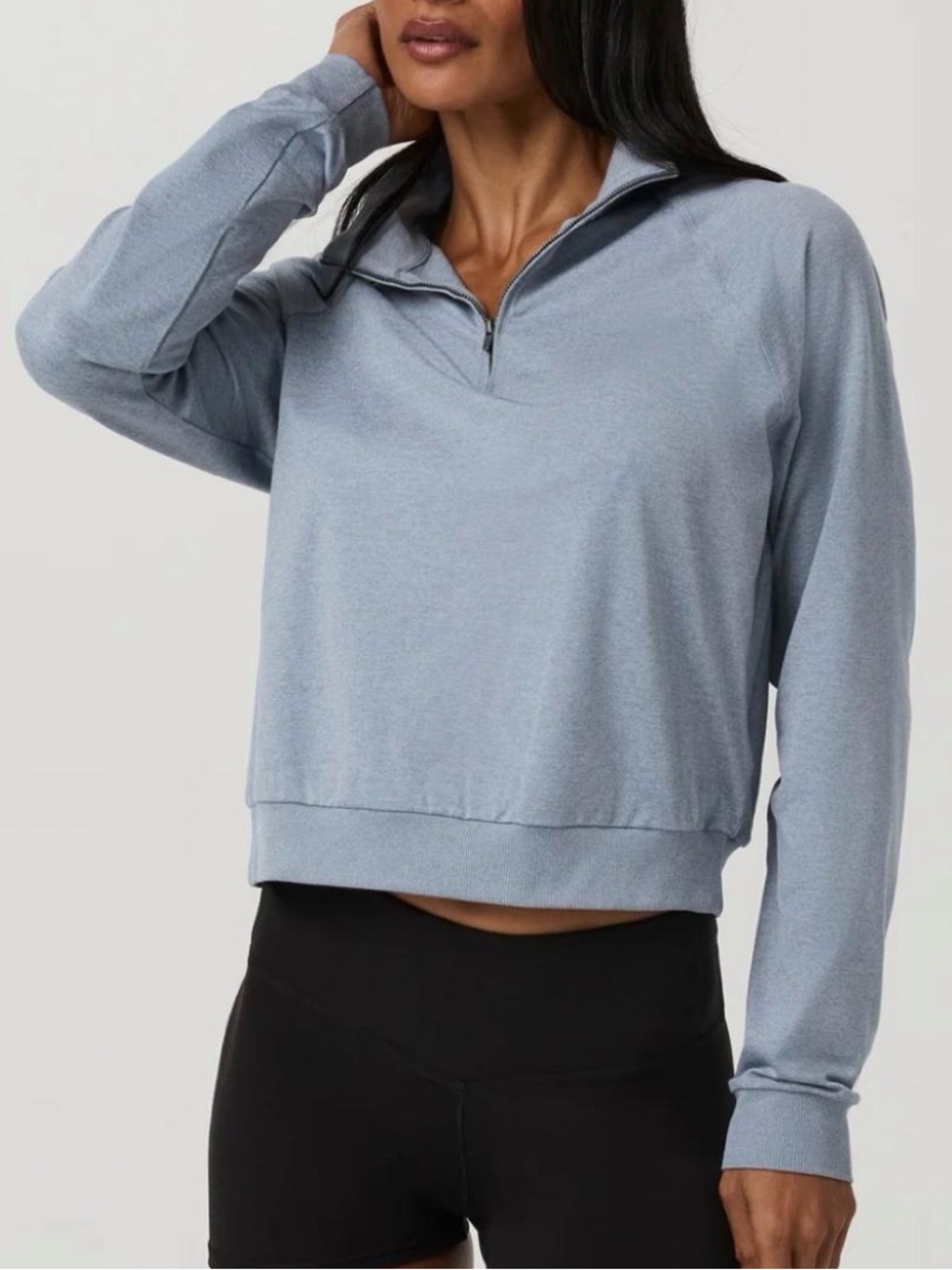 Vuori Halo Half Zip Pullover Soft Blue Heather DreamKnit - Size X-Small